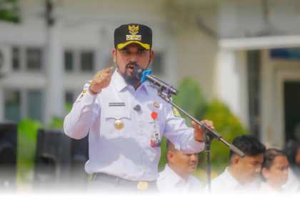 Bupati Aceh Timur, Iskandar Usman Al-Farlaky