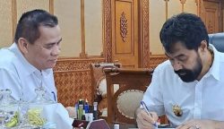 Ketua Kwarda Pramuka Aceh Muzakir Manaf (Mualem), yang juga Gubernur Aceh bersama Ir Djufri Efendi MSi, calon Ketua Kwarda Pramuka Aceh.