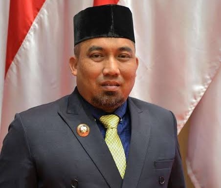 Muhammad Iswanto dibebastugaskan sementara dari jabatannya sebagai Kepala DPMPTSP Aceh