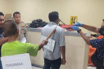 Polres Aceh Tenggara menggelar pra-rekonstruksi kasus pembunuhan berencana yang dilakukan keponakan hingga lima orang tewas dan 1 orang lainnya mengalami luka serius. (Foto: Dok. Polres Aceh Tenggara)
