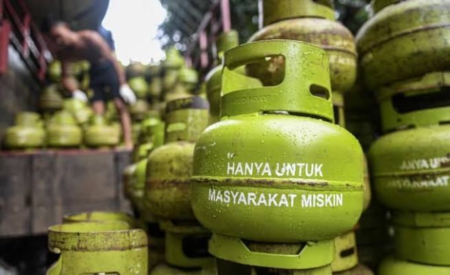 Pemkab Aceh Besar memperketat pengawasan distribusi LPG 3 kg bersubsidi menyusul keluhan warga terkait kelangkaan LPG, meski kuota dari Pertamina cukup. (Foto: Ist)