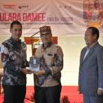 Plt. Sekda Aceh M Nasir Syamaun membuka peluncuran versi bahasa Inggris buku "Peulara Damee", Kamis (14/8) di Hotel The Pade, Aceh Besar.