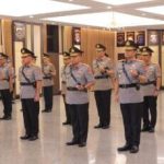 Kapolri Jenderal Pol Listyo Sigit Prabowo melantik sejumlah pejabat utama (PJU) Mabes Polri dan jajaran Kapolda di Rupatama Mabes Polri, Jakarta Selatan, Selasa (19/8). (Foto: Ist)