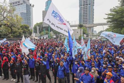 Ketua Konfederasi Serikat Pekerja Indonesia (KSPI), Said Iqbal, saat memberikan keterangan pers terkait rencana aksi demonstrasi buruh di berbagai kota pada Kamis (28/8/2025).