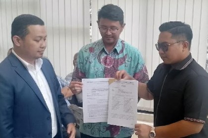 Tom Lembong Resmi Laporkan Tiga Hakim Pemvonis 4,5 Penjara ke MA