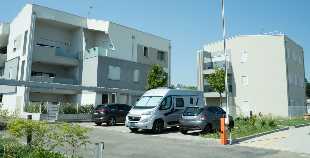 2 delle palazzine terminate del complesso I Platani 2 delle palazzine terminate del complesso I Platani