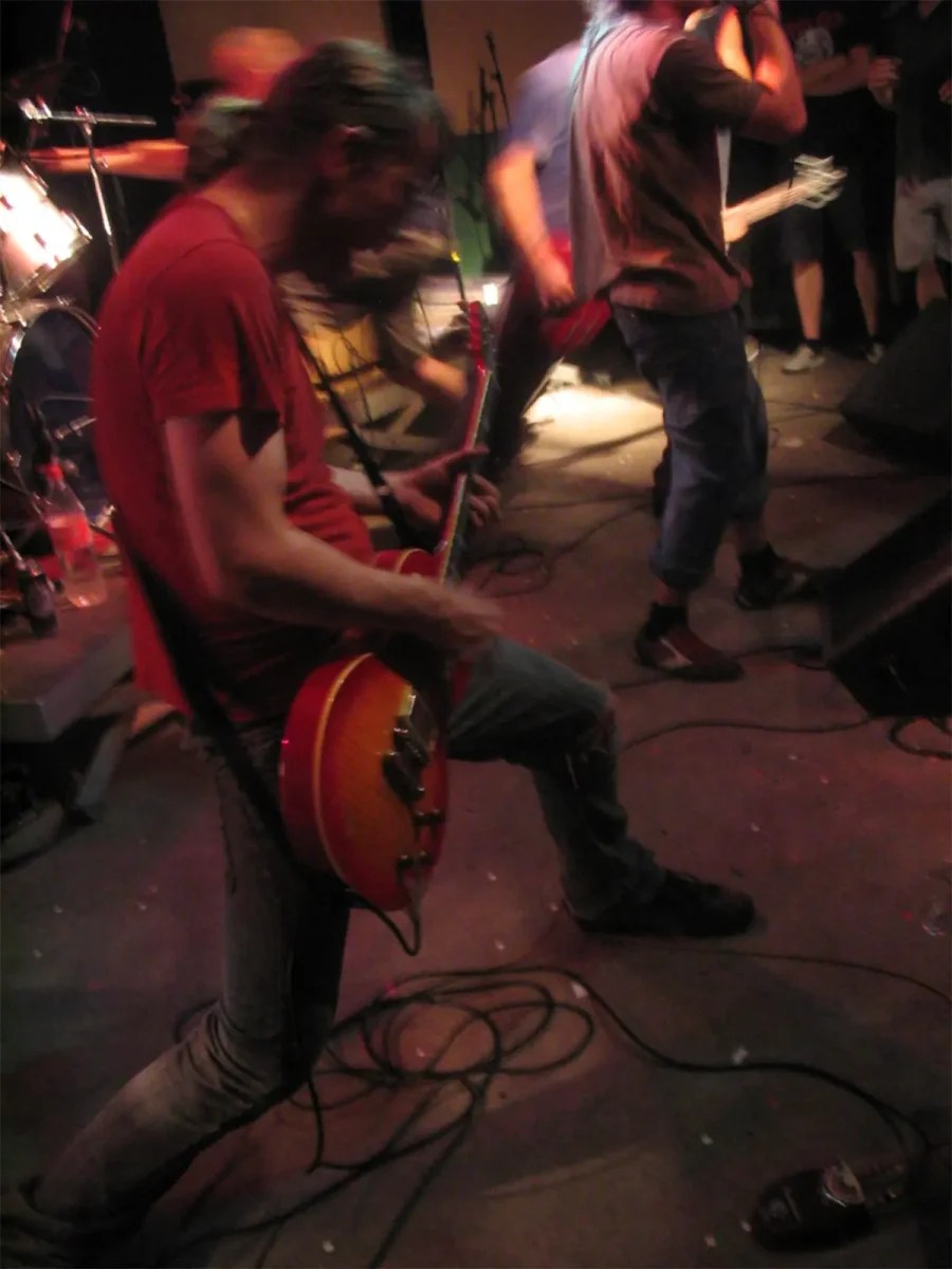 cockroach-trashfest-9-2005-photo-1-contributed-by-bram