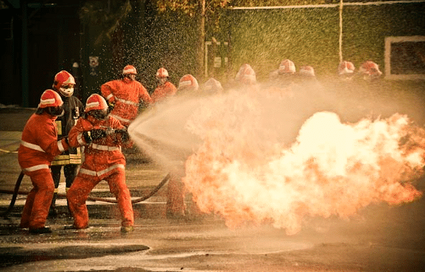 La Formazione Delle Squadre Antincendio: Quali I Riferimenti Normativi? - Insic 390_x_610_png