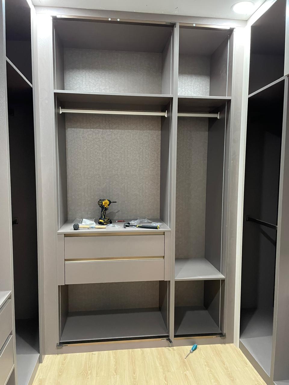 walk-in closet Trinidad