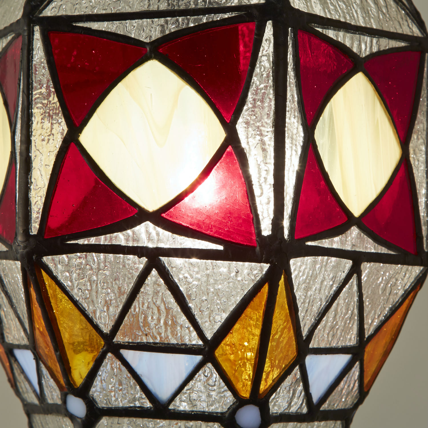 ステンドグラス ペンダントランプ カルメン 689613 – 株式会社