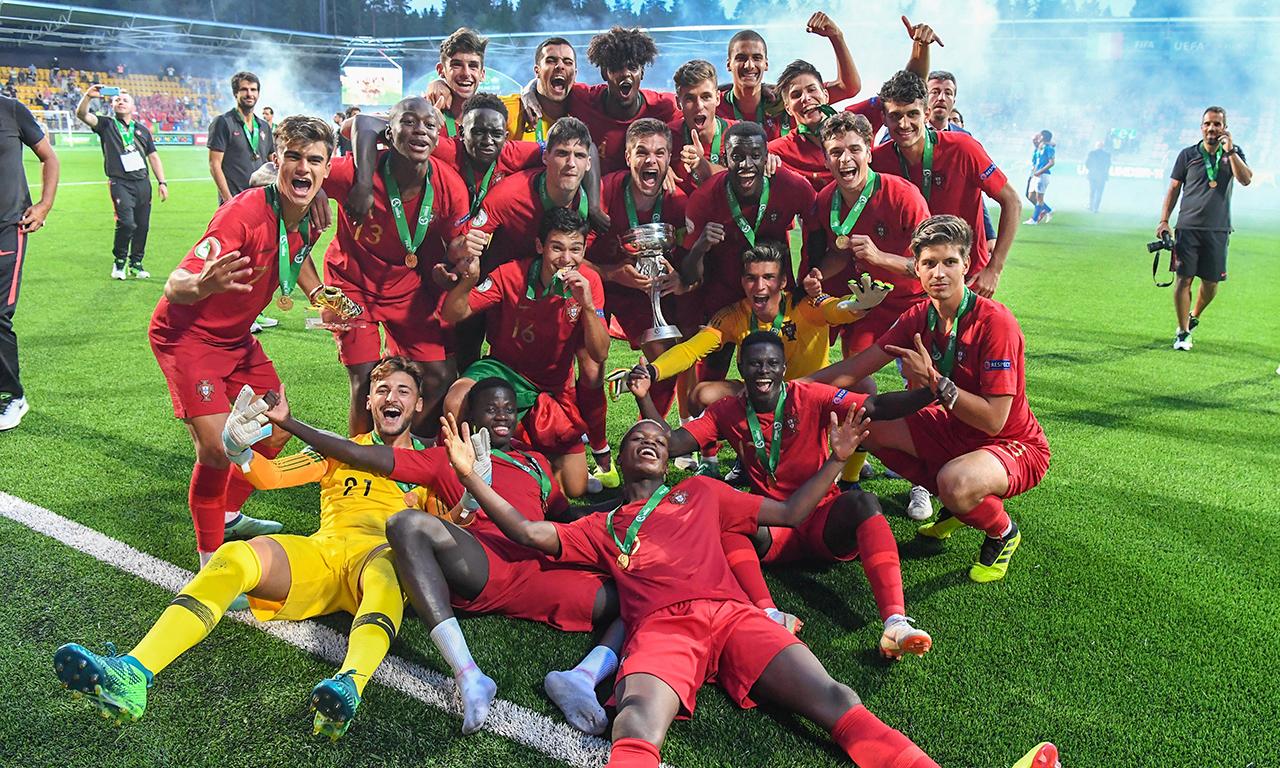 Resultados en vivo, actualizaciones y enfrentamientos directos. Conheça os 20 (mais um) campeões europeus de sub-19