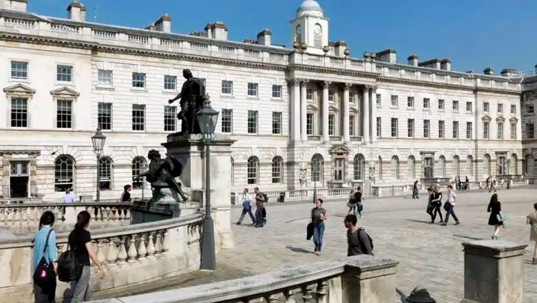 倫敦國王學院 (King's College London，簡稱 KCL)