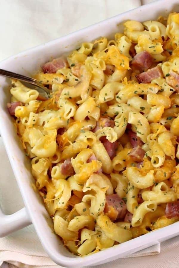 pic Baked Macaroni And Cheese With Ham baked mac and cheese with ham casserole it is a keeper