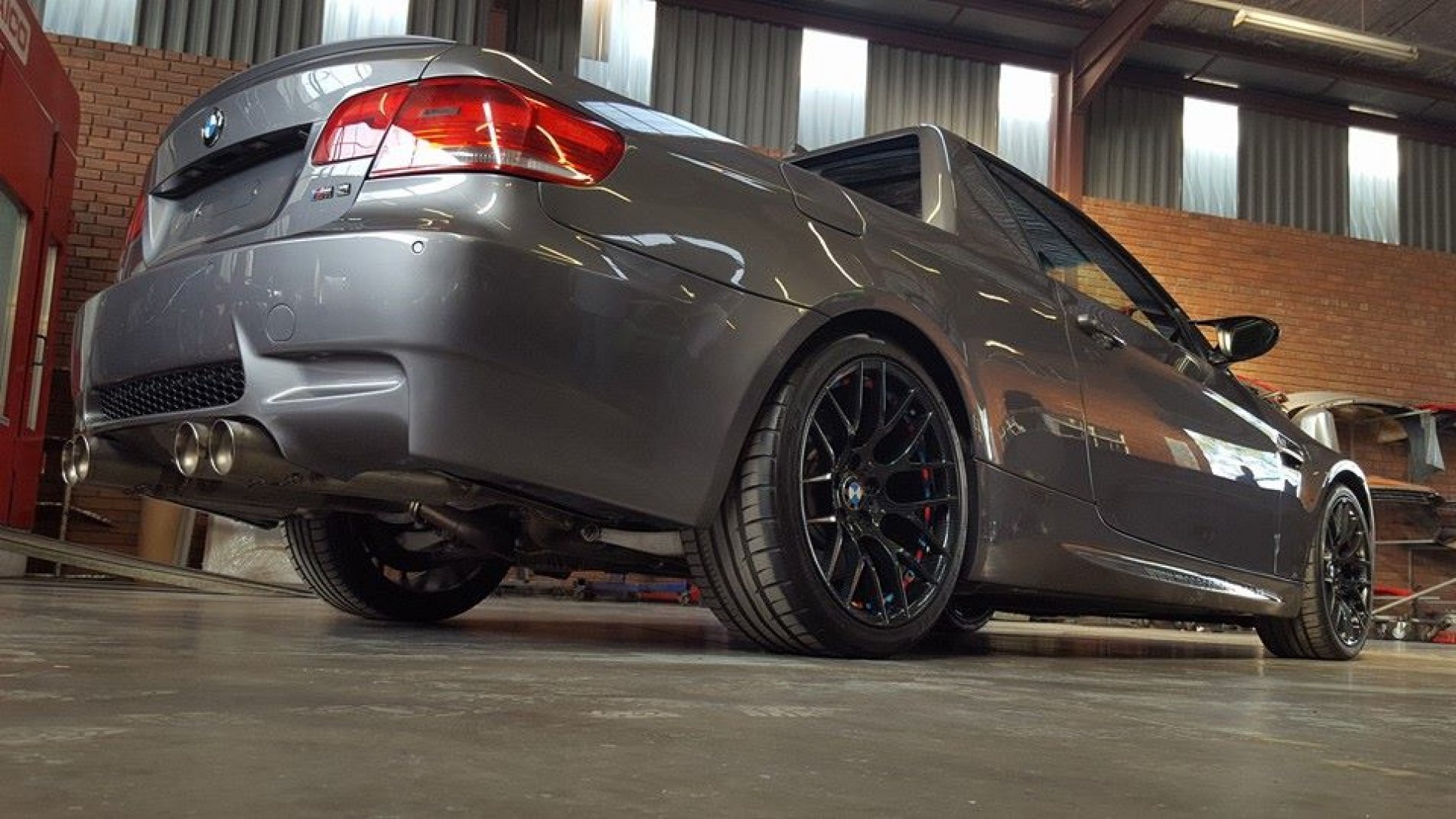 รถกระบะ BMW M3