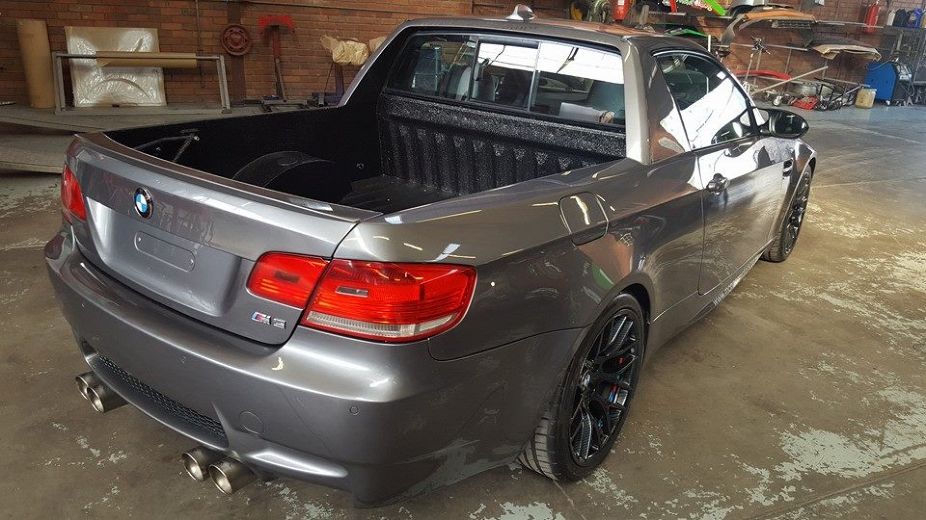 รถกระบะ BMW M3