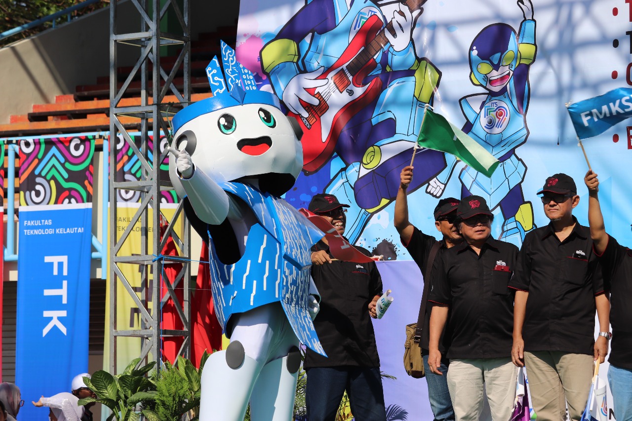 Atraksi Cosplay Marakkan Pembukaan Dies Natalis ke-59 ITS - ITS News