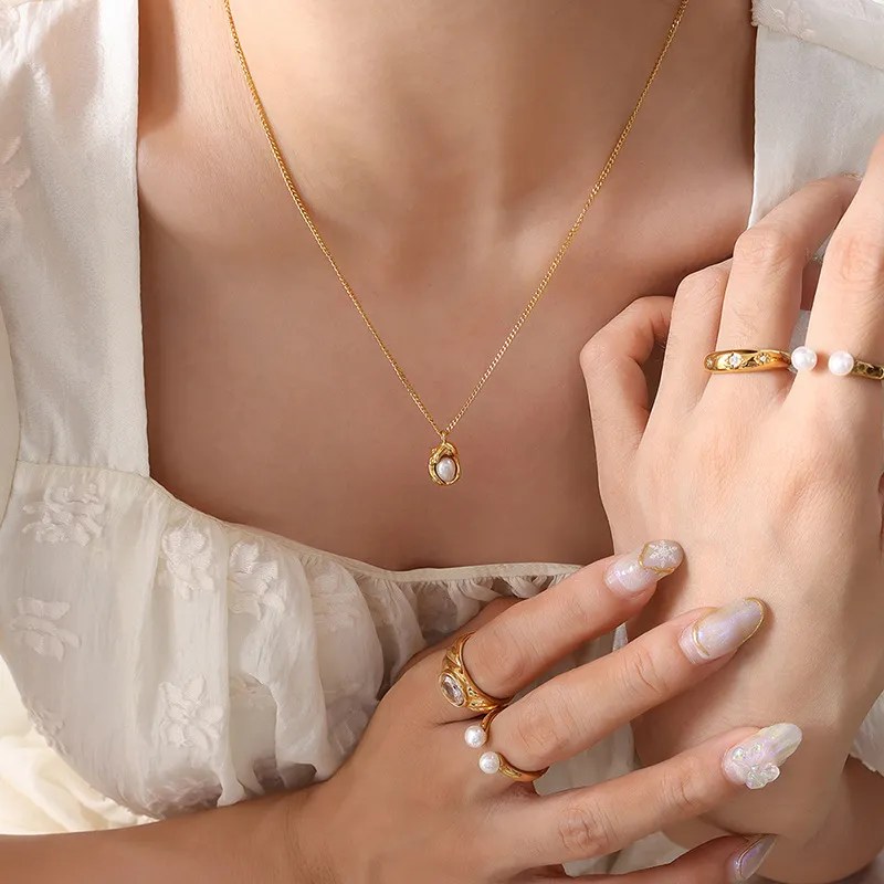 Pearl Lagoon Necklace