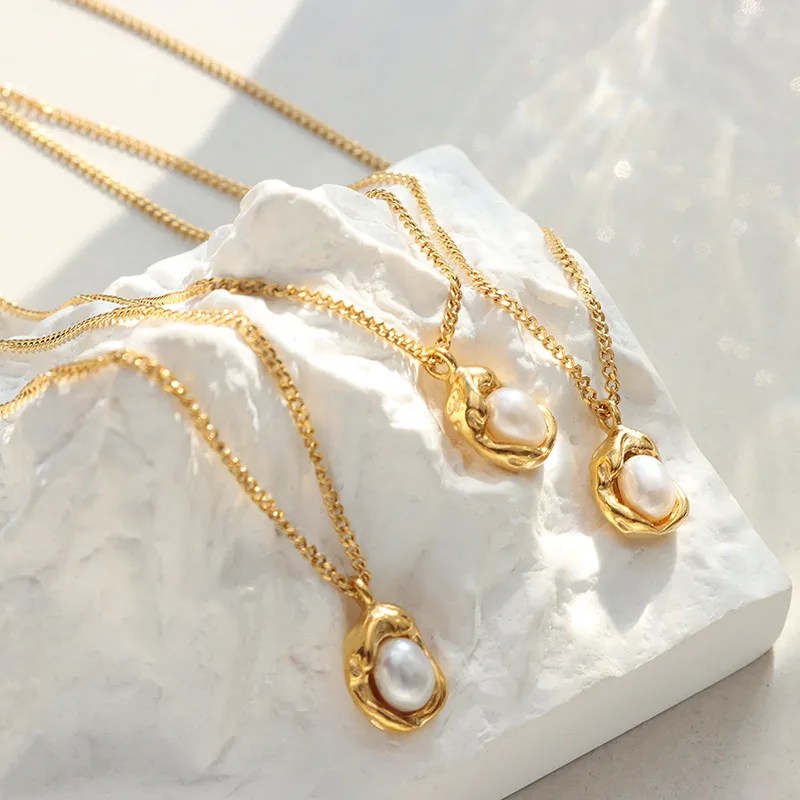 Pearl Lagoon Necklace
