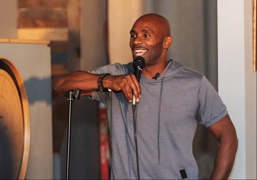 You are currently viewing How to Get Booked as a Comedian in 2025 ✨🎤