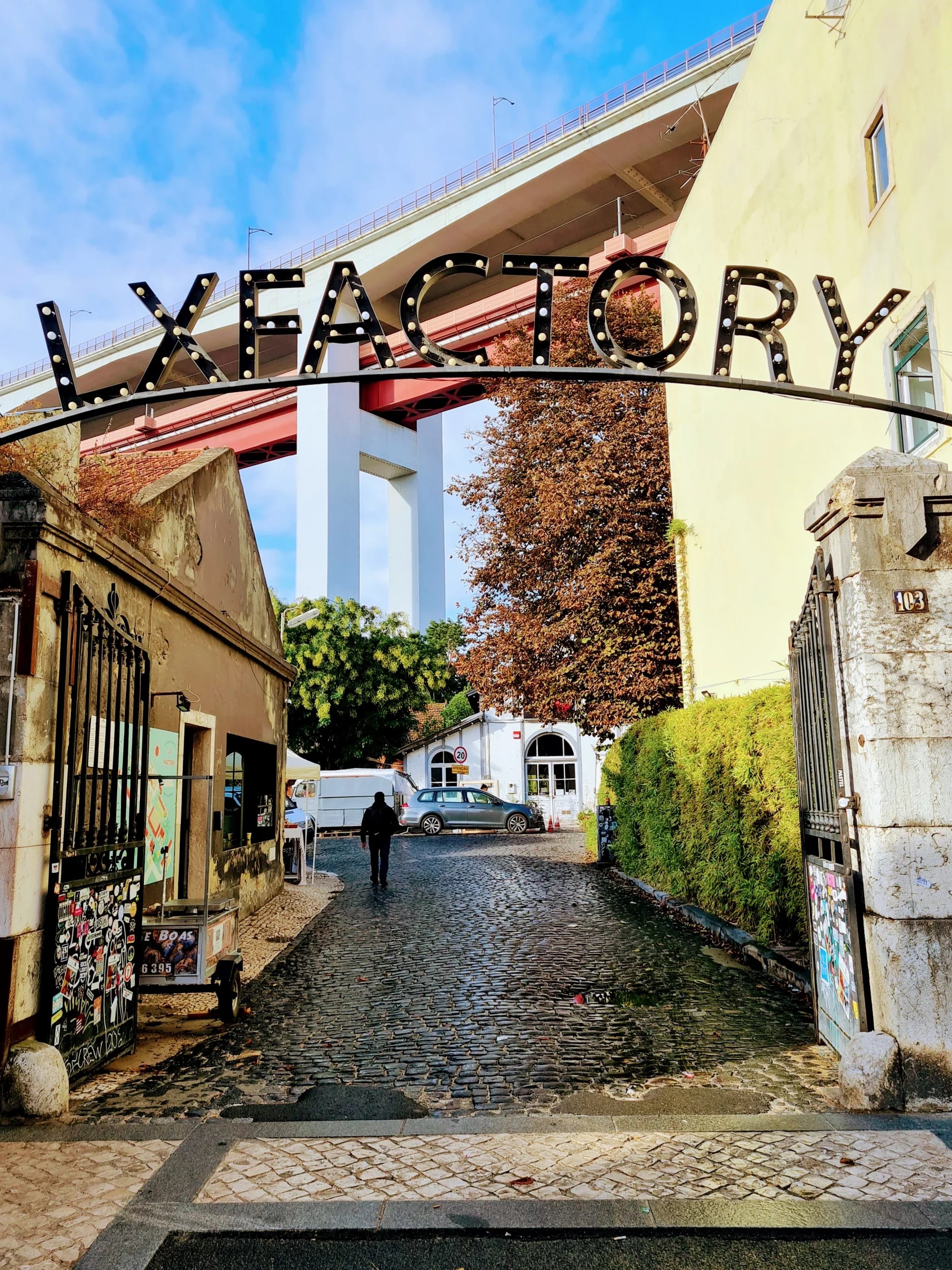 lx-factory-lisbonne-porte-entree