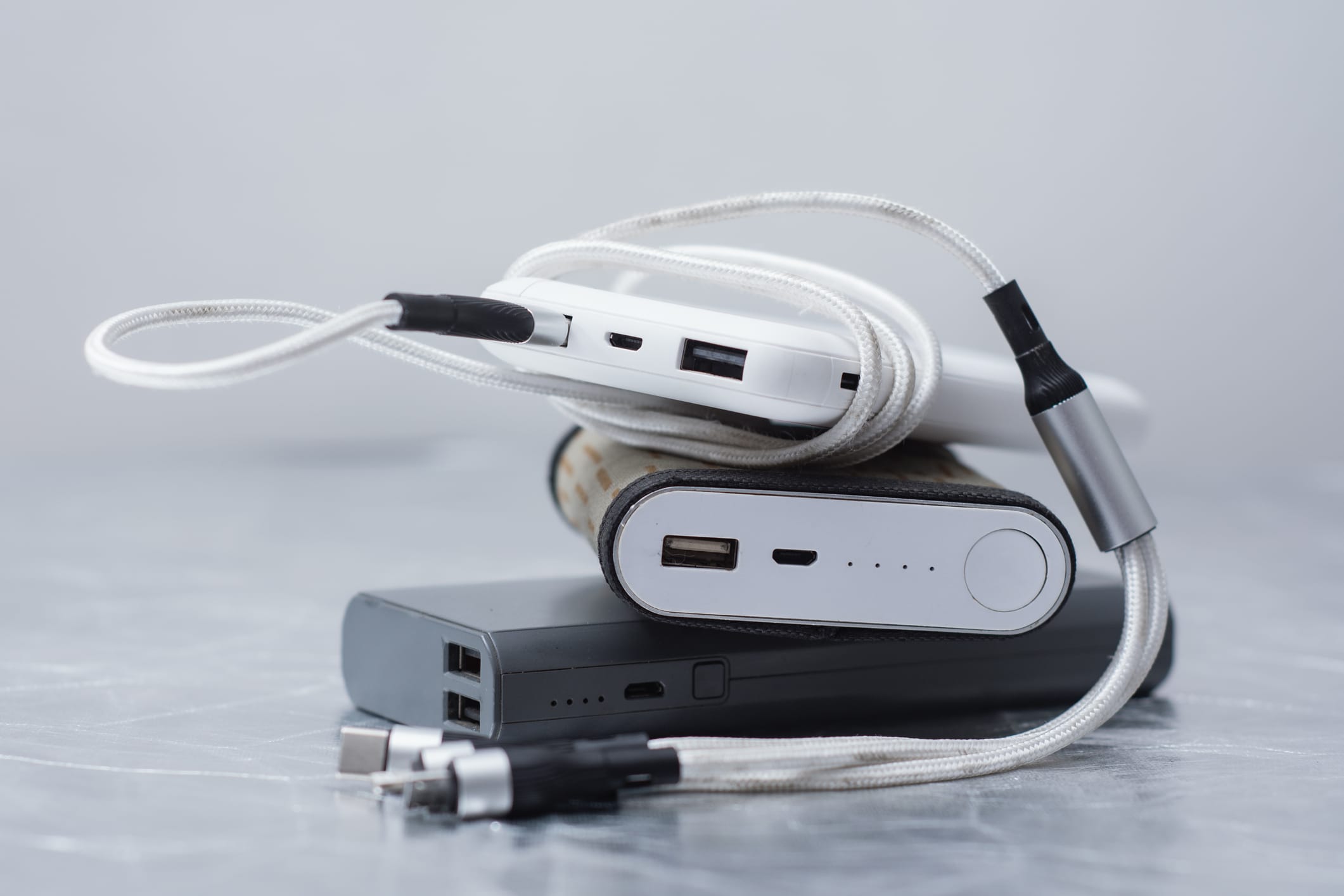 VEEKTOMX Mini Power Banks Recall Lawsuit - Johnson // Becker Lawyers