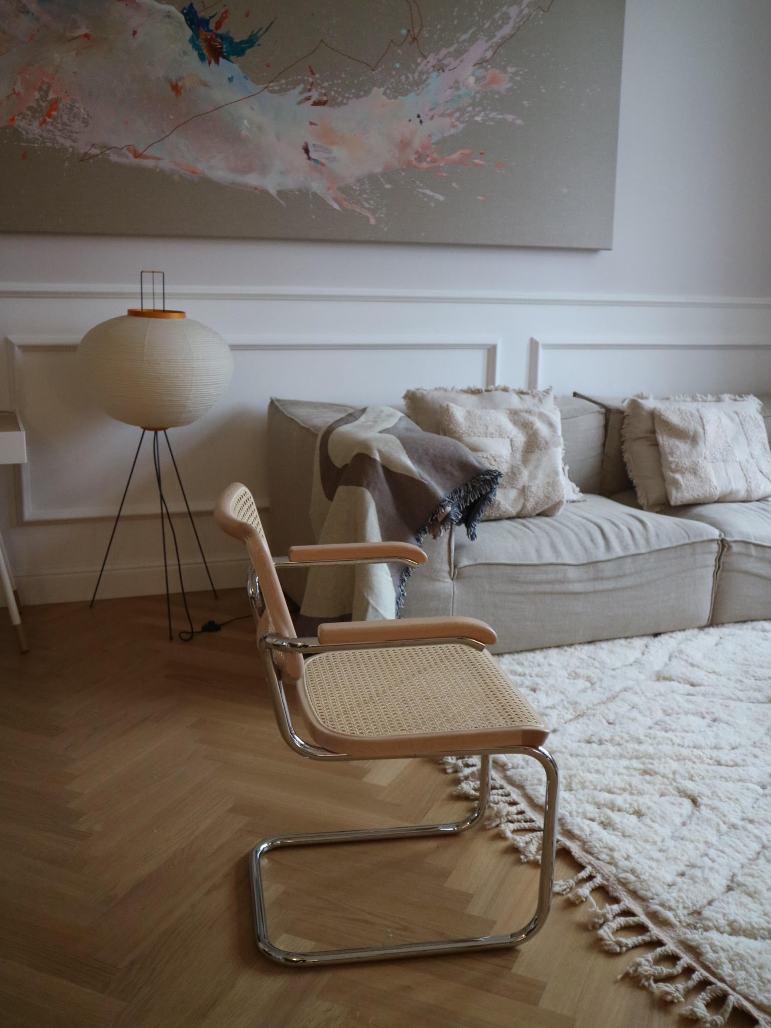 Die begriffe möbel und mobiliar (von lateinisch mobilis ‚beweglich') bezeichnen. Design Bestseller Verlost Den Thonet Freischwinger Journelles Gift Special 5 Journelles