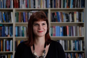 <span class="vcard">Ntina Tzouvala</span>