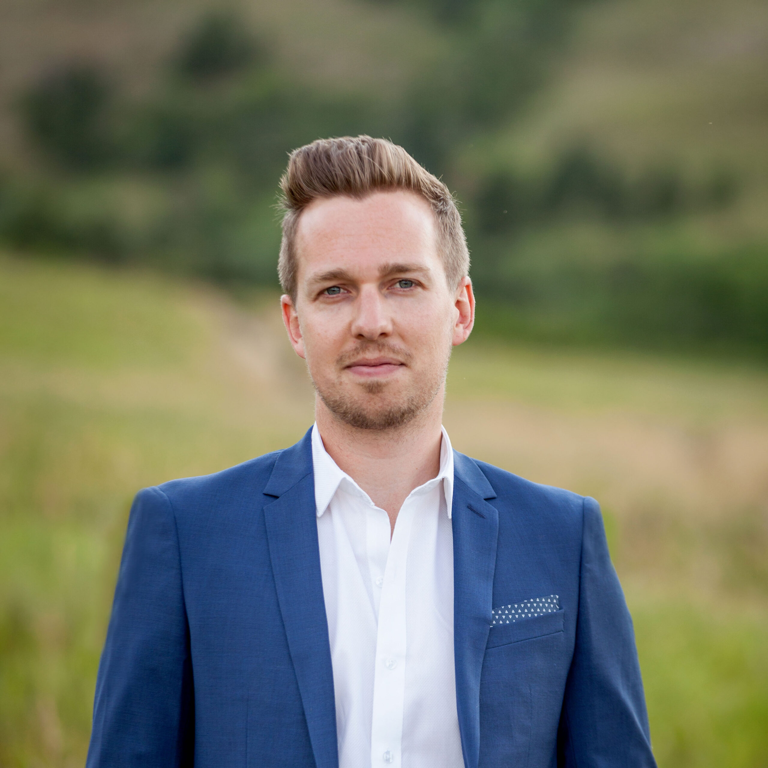 <span class="vcard">Tim Passmore</span>