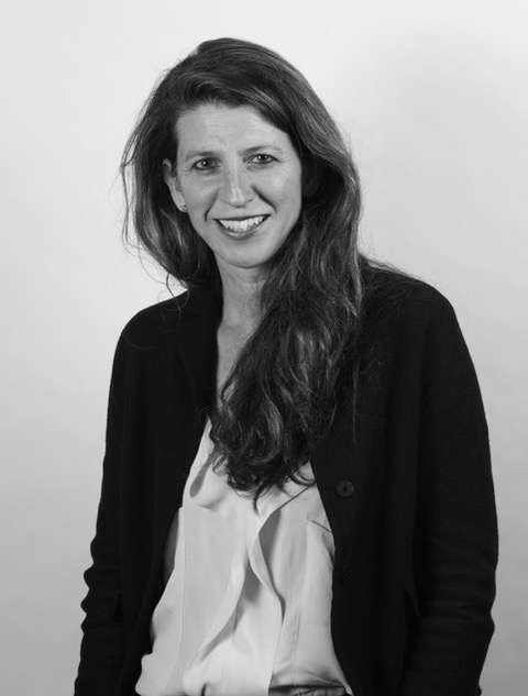 <span class="vcard">Devika Hovell</span>