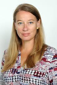 <span class="vcard">Shelley Inglis</span>