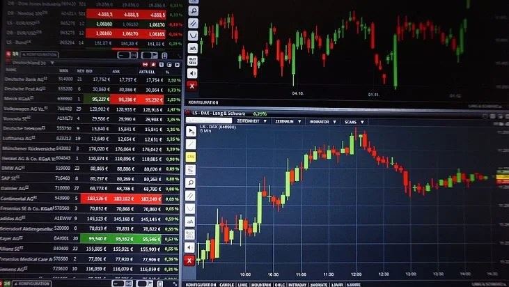 How Much Does It Cost To Get Into Traders World Top Five Best Tips for Forex and CFD Traders