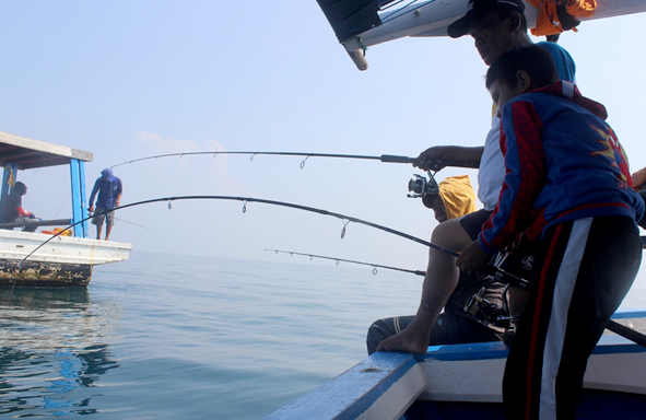 Tanggalan mancing februari 2021 jadwal pasang surut air laut 2021. Mancing Di Kala Cuaca Ekstrem Di Perairan Kepulauan Seribu Kabar Mancing