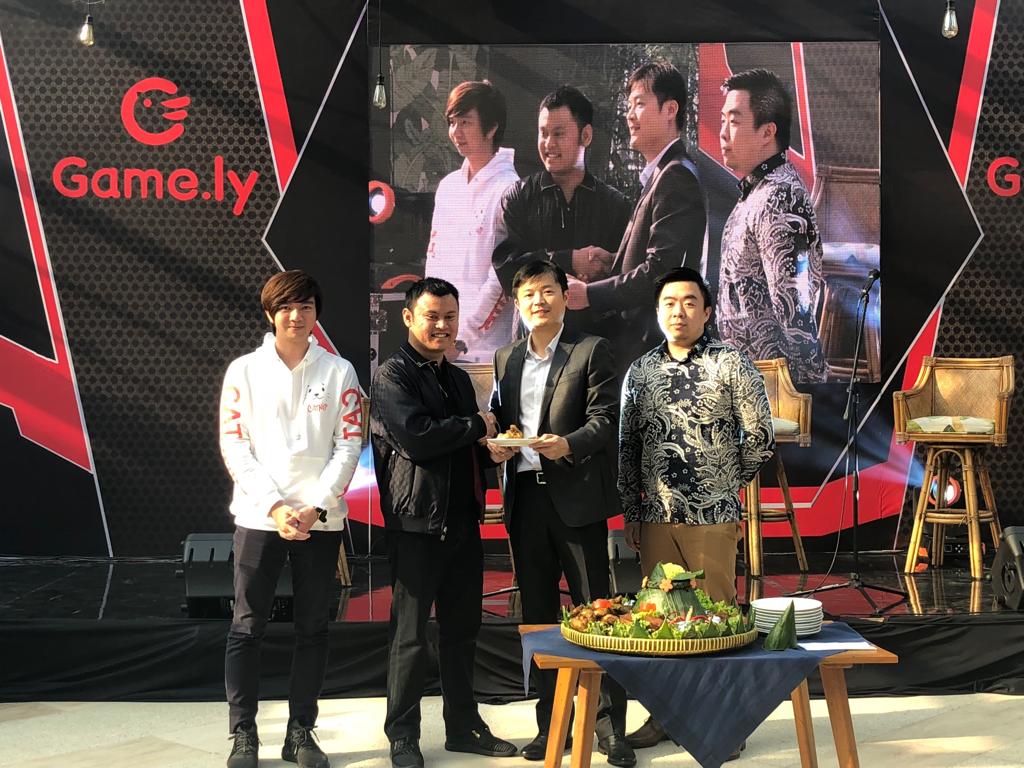 Cara mendapatkan uang dari live streaming game di game ly auto kaya . Game Ly Siap Memberikan Wadah Bagi Para Mobile Gamer Indonesia Kaori Nusantara