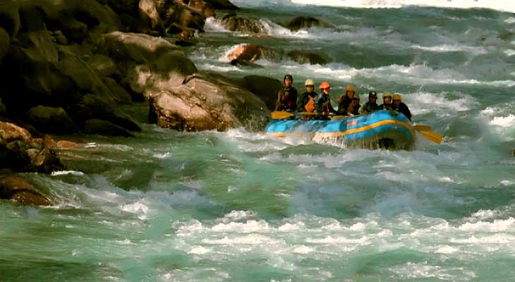 white water river rafting tour