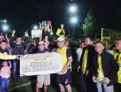 Laura Juara Turnamen Sepakbola U-40, Paman Birin Quattrick Laga Exhibition