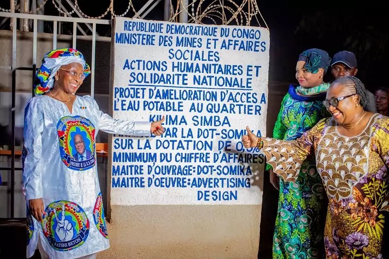 Haut-Katanga : Aziza Munana inaugure 3 forages à Kilima Simba en exécution du programme de Dotation de 0,3 pourcent