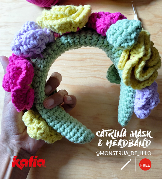 Crochet flower headband pattern