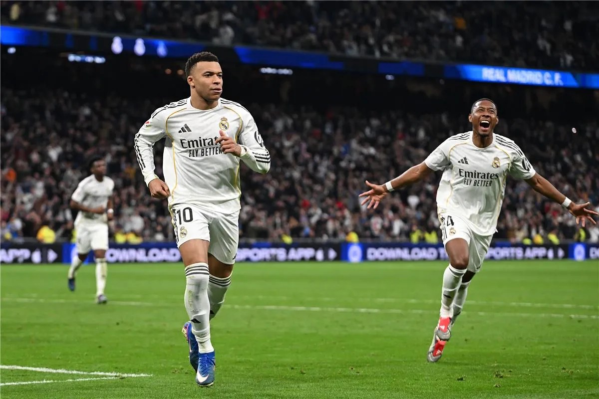 ريال مدريد يستهدف نجم ألكمار كأولوية لتدعيم خط الوسط الصيفي