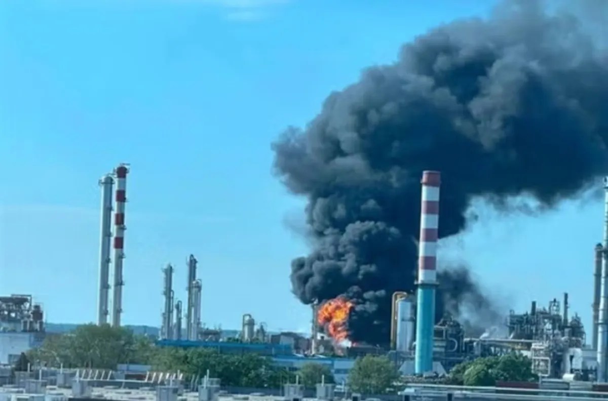 هندسة الاستخدام المزدوج.. تقرير دولي يفكك أسرار الضربة العسكرية لمجمع كارون الإيراني هندسة الاستخدام المزدوج.. تقرير دولي يفكك أسرار الضربة العسكرية لمجمع كارون الإيراني
