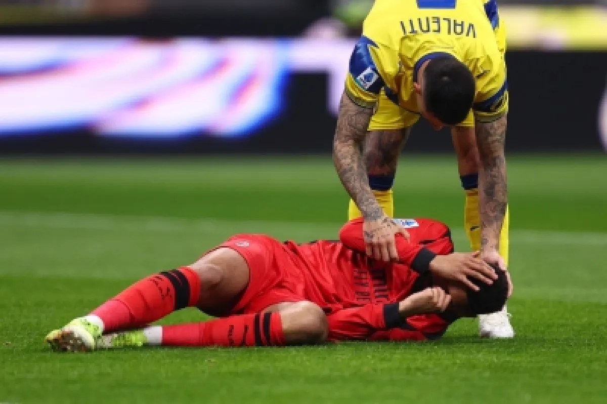 لوفتوس-تشيك يتعرض لكسر في الفك: جراحة ناجحة وغياب 8 أسابيع