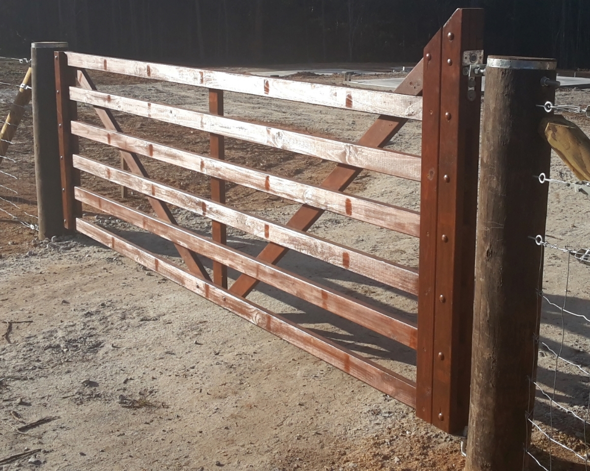 Six Rail Farm Gate Diy