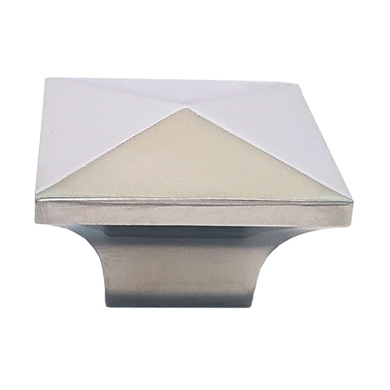 J329-PC Square Knob 1-1/4 in. Polished Chrome Jamison