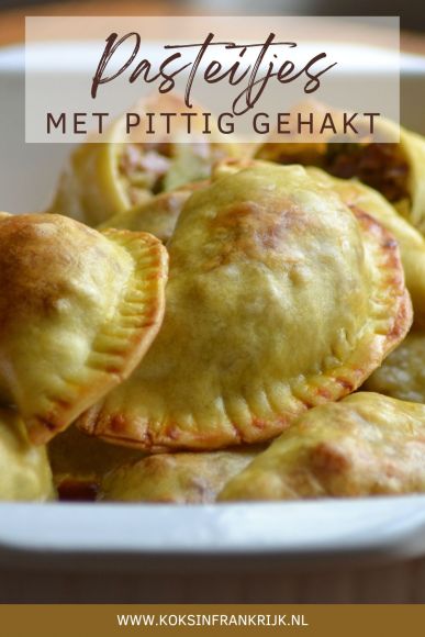 Pasteitjes gevuld met pittig gekruid gehakt