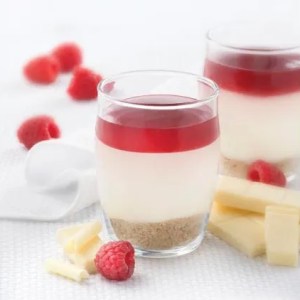 3.Panna Cotta (caramel/strawberry)