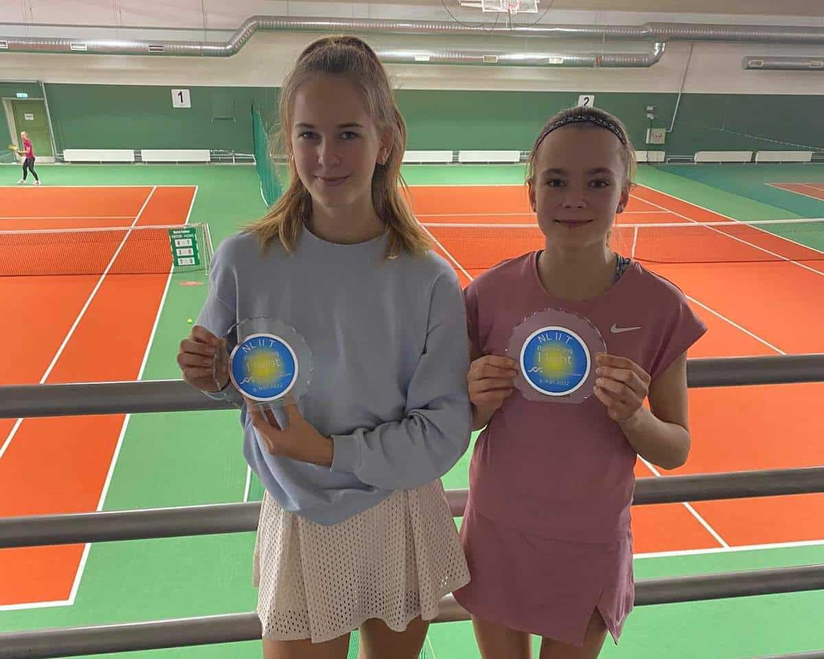 Simona Ladva ja Simona Sepp. F: Vello Kuhi