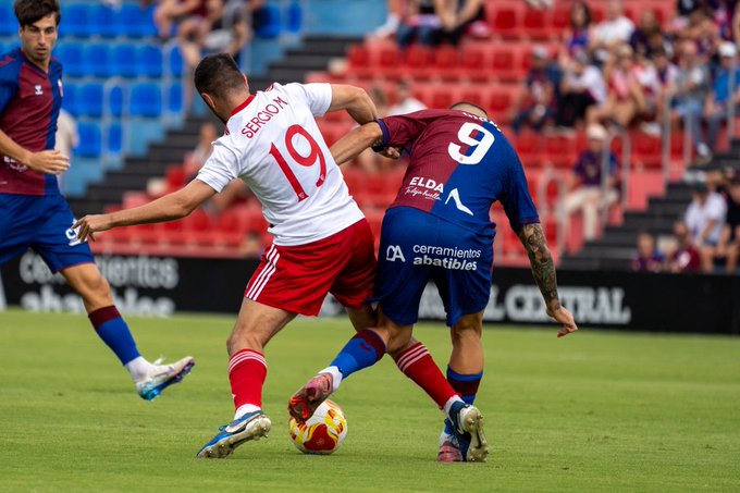 El Sevilla Atlético se marcha de vacío de Elda
