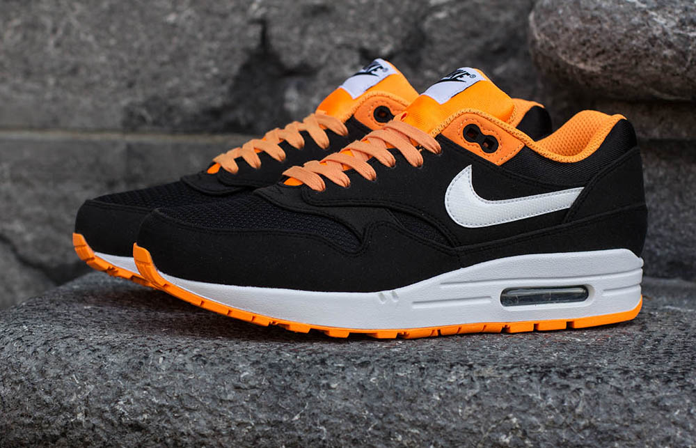 Nike Air Max Oranje-Zwart - Ladify