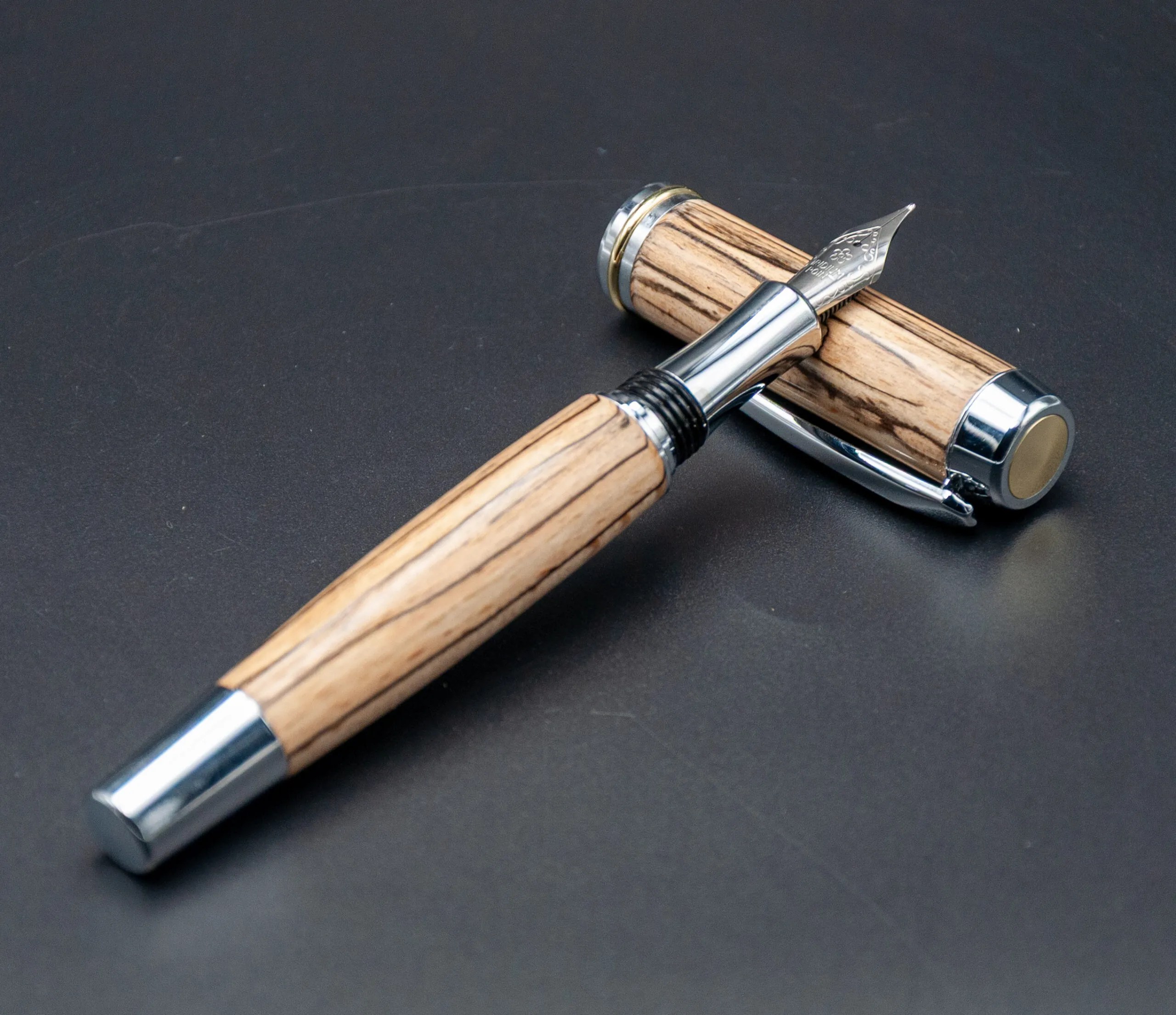 Stylo plume en bois Takamaka Calebasse
