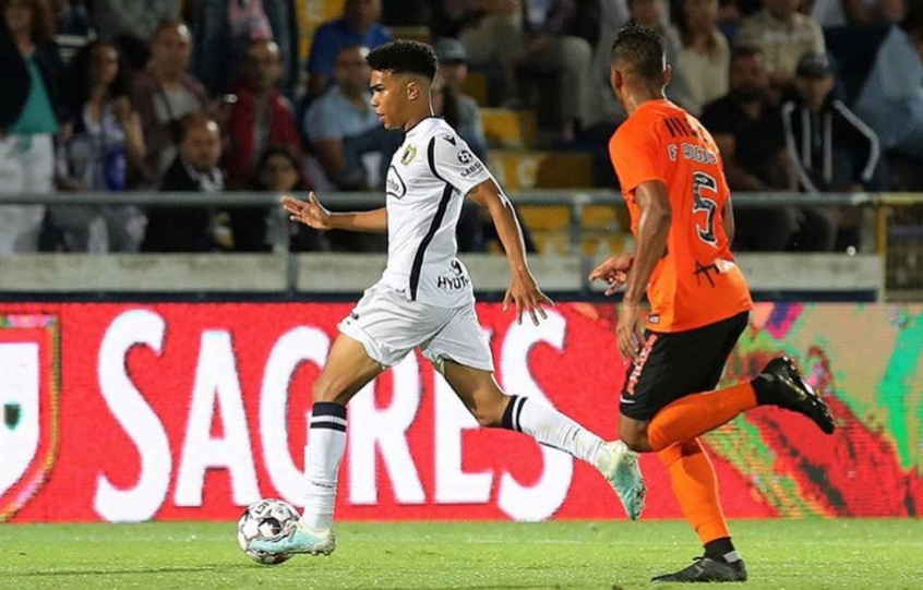 gustavo assuncao galatasaray'ı takibe aldı; Gustavo Assunção: 'Estamos super felizes com os grandes ...