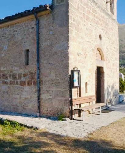 Chiesa San Giovanni Paolo Ii : La Bacheca Di Ferro Che Deturpa La Facciata - L'aquila Blog 502_x_410_jpg